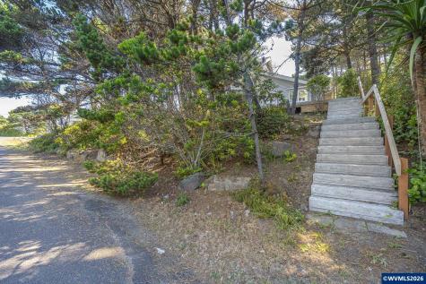 6765 Glen Avenue Gleneden Beach OR 97388