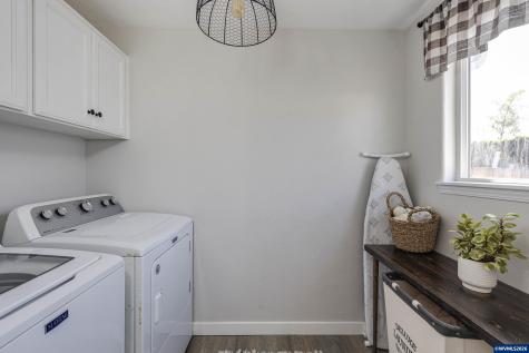 4602 Settlers Drive NE Salem OR 97305