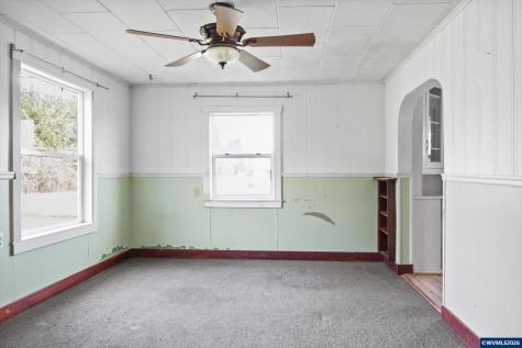 993 42nd Avenue Sweet Home OR 97386