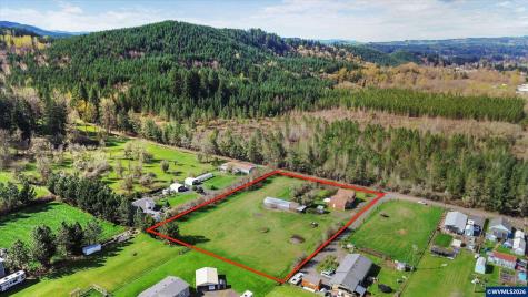993 42nd Avenue Sweet Home OR 97386