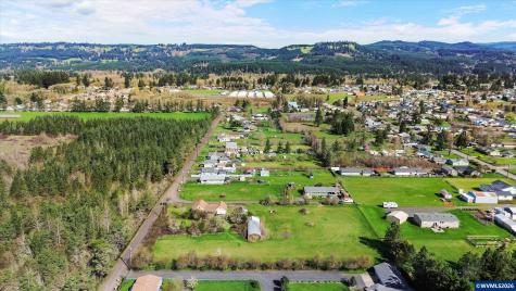 993 42nd Avenue Sweet Home OR 97386