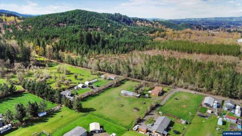 993 42nd Avenue Sweet Home OR 97386