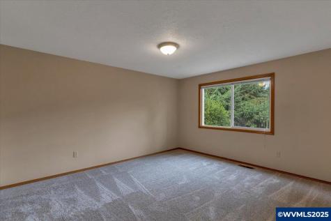 2677 Fort Rock Court SE Salem OR 97306