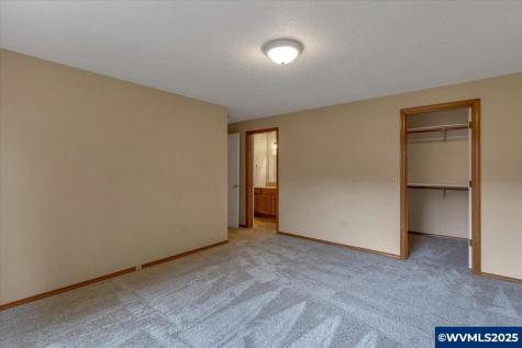 2677 Fort Rock Court SE Salem OR 97306