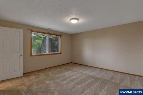 2677 Fort Rock Court SE Salem OR 97306