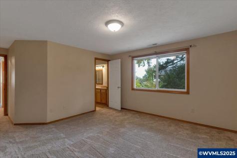 2677 Fort Rock Court SE Salem OR 97306