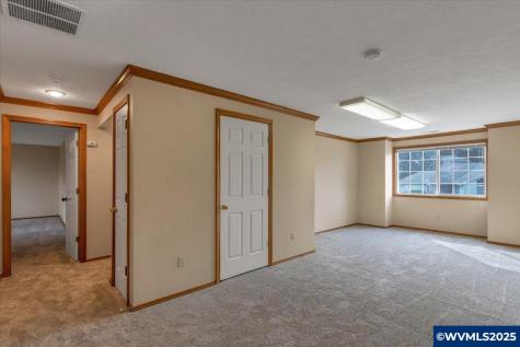 2677 Fort Rock Court SE Salem OR 97306