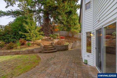 2677 Fort Rock Court SE Salem OR 97306