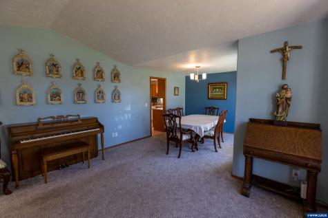 3247 20th Avenue SE Albany OR 97322