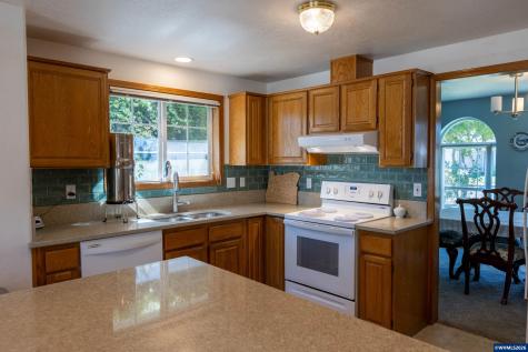 3247 20th Avenue SE Albany OR 97322
