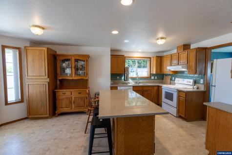 3247 20th Avenue SE Albany OR 97322