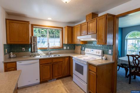 3247 20th Avenue SE Albany OR 97322