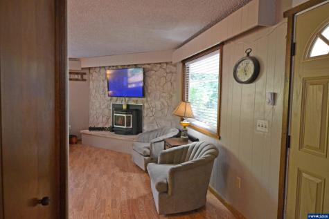 6962 Macleay Road SE Salem OR 97317