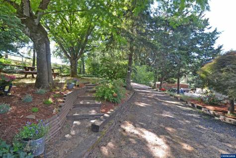 6962 Macleay Road SE Salem OR 97317