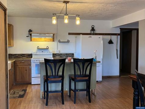 6962 Macleay Road SE Salem OR 97317