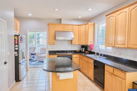 1387 Cathlamet Court NW Salem OR 97304