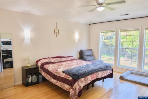 1387 Cathlamet Court NW Salem OR 97304