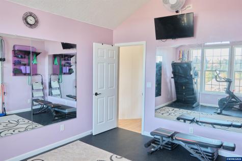 1387 Cathlamet Court NW Salem OR 97304