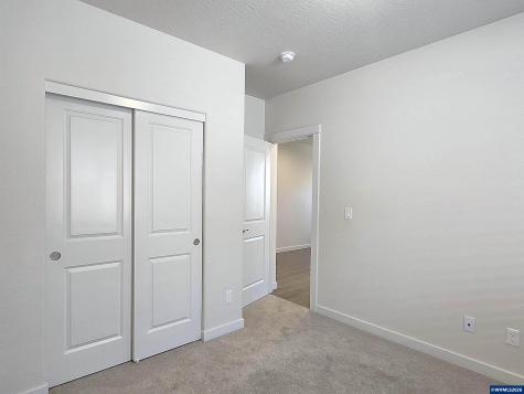 2798 Essex Avenue NW Albany OR 97321