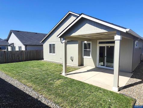 2798 Essex Avenue NW Albany OR 97321
