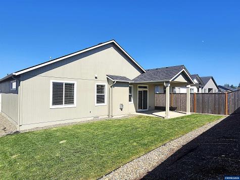 2798 Essex Avenue NW Albany OR 97321