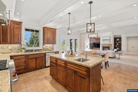 1673 Mountain Drive Stayton OR 97383