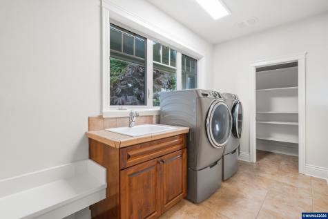 1673 Mountain Drive Stayton OR 97383