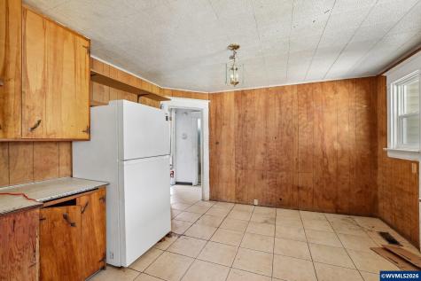 430 Log Cabin Street Independence OR 97351