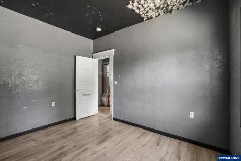 430 Log Cabin Street Independence OR 97351