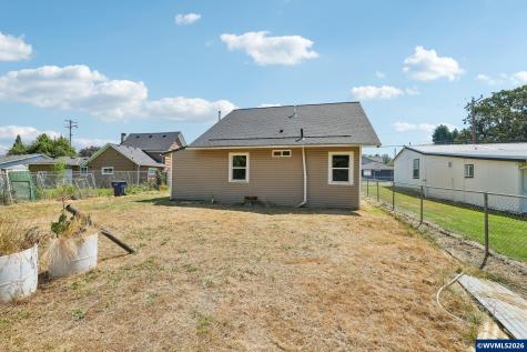 430 Log Cabin Street Independence OR 97351