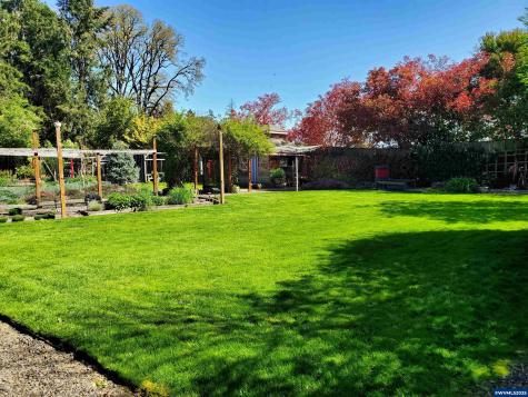 5285 & 5287 SW Watenpaugh Avenue Corvallis OR 97333