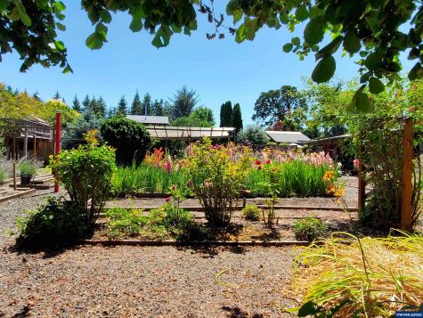 5285 & 5287 SW Watenpaugh Avenue Corvallis OR 97333