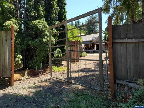 5285 & 5287 SW Watenpaugh Avenue Corvallis OR 97333