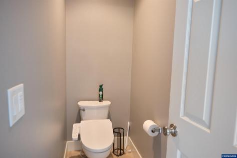 5595 Wigeon Street SE Salem OR 97306