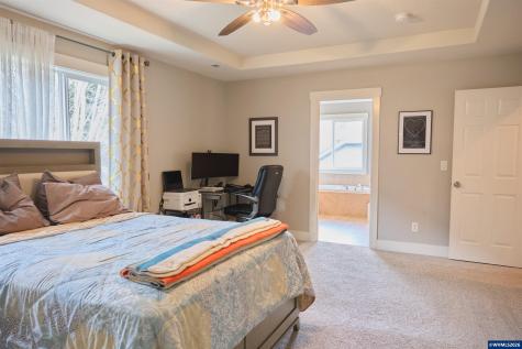 5595 Wigeon Street SE Salem OR 97306