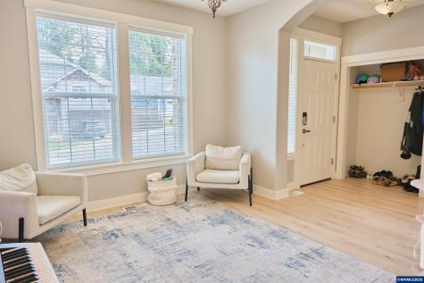 5595 Wigeon Street SE Salem OR 97306