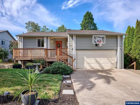2257 Hemlock Court NW Salem OR 97304