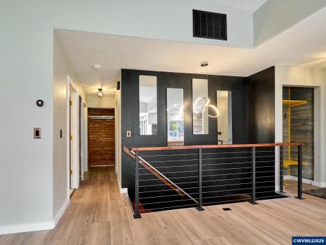 2257 Hemlock Court NW Salem OR 97304