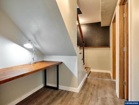 2257 Hemlock Court NW Salem OR 97304