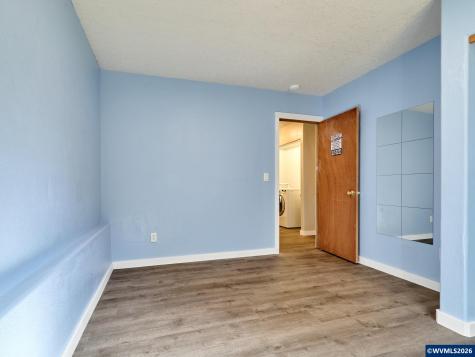 2257 Hemlock Court NW Salem OR 97304