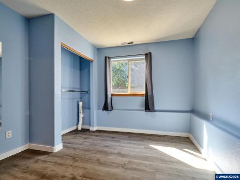 2257 Hemlock Court NW Salem OR 97304