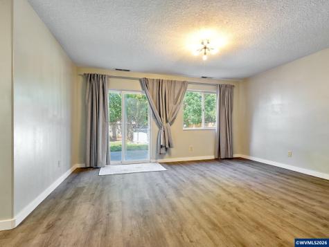 2257 Hemlock Court NW Salem OR 97304