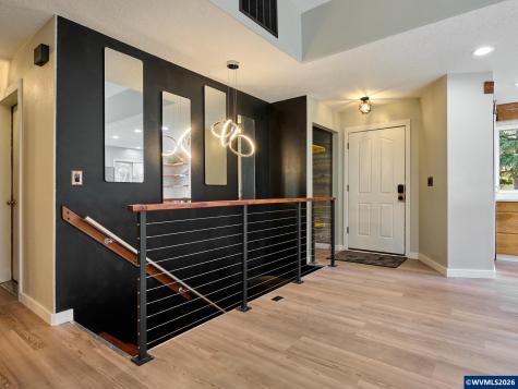 2257 Hemlock Court NW Salem OR 97304