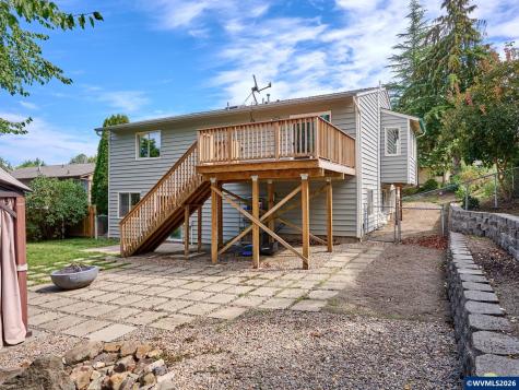 2257 Hemlock Court NW Salem OR 97304