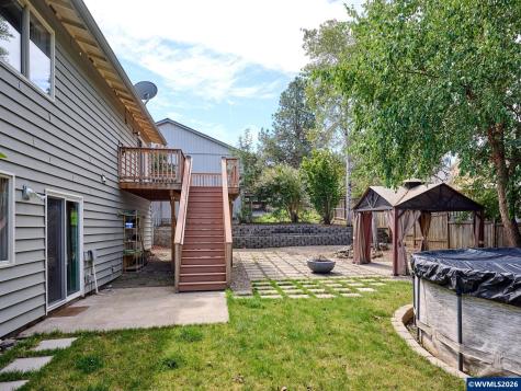 2257 Hemlock Court NW Salem OR 97304