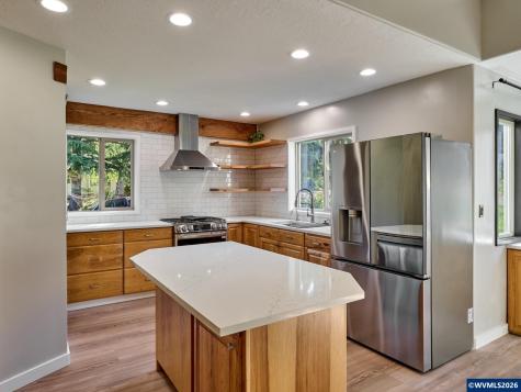 2257 Hemlock Court NW Salem OR 97304
