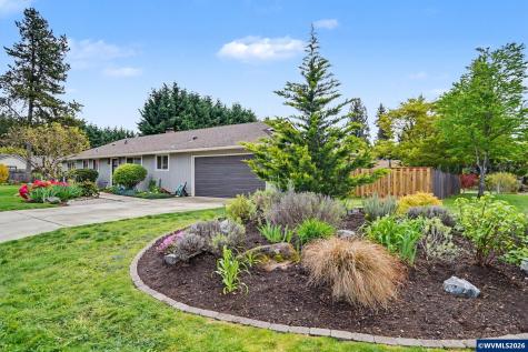8470 SE Hood Street Clackamas OR 97015