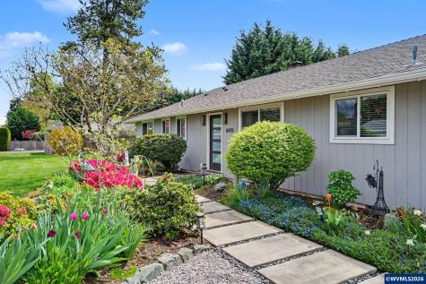 8470 SE Hood Street Clackamas OR 97015