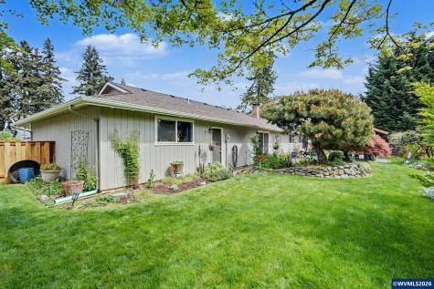 8470 SE Hood Street Clackamas OR 97015
