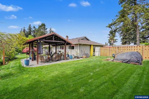 8470 SE Hood Street Clackamas OR 97015